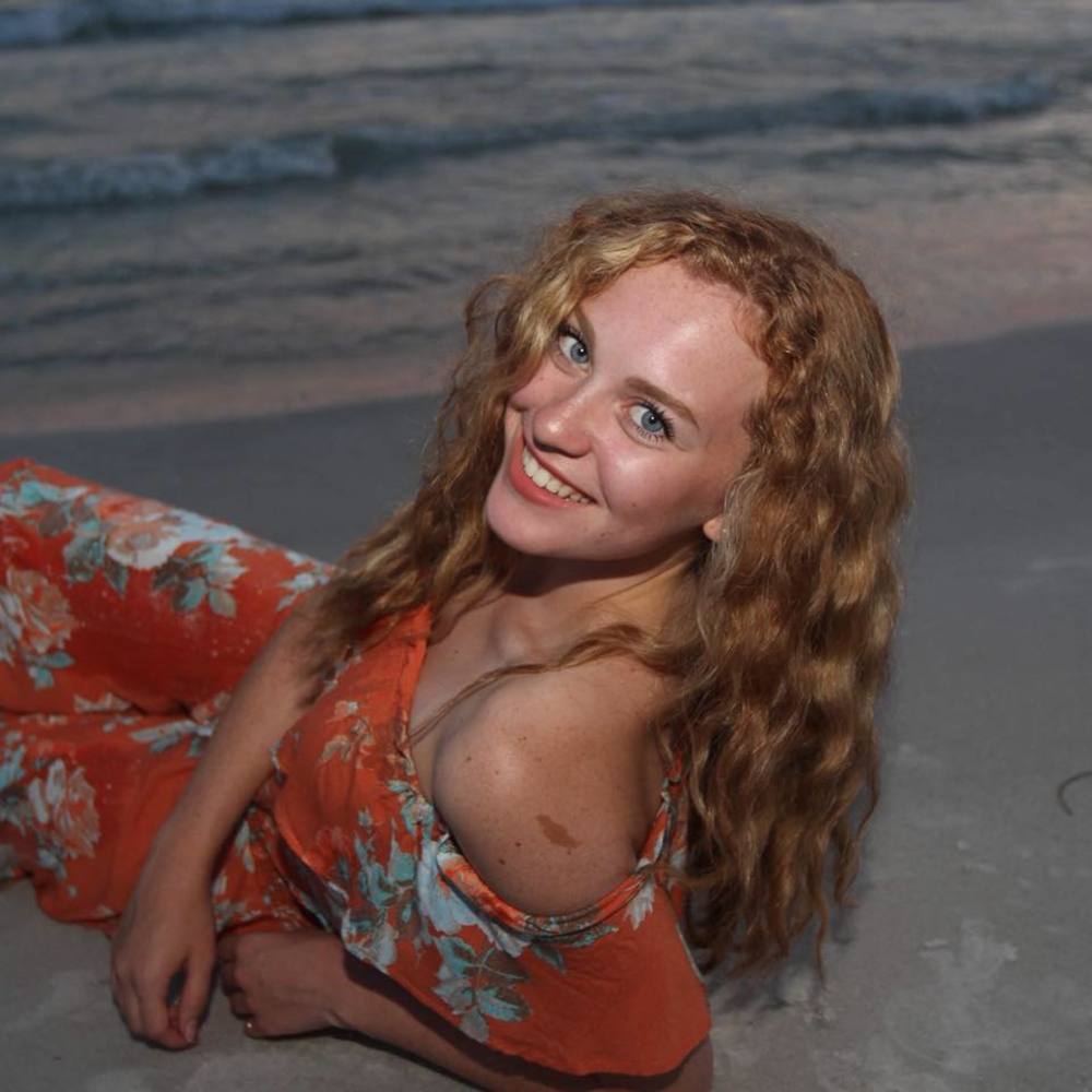 Meet your Posher, Natalie